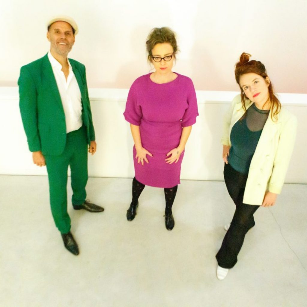 PODIUM JAZZWERKPLAATS: MARGRIET SJOERDSMA, MARTIN FONDSE & VROUWKJE TUINMAN